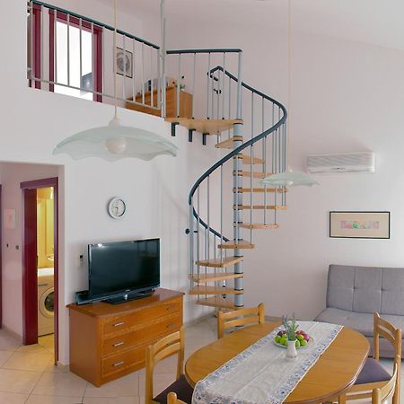 Apartmán Pino Pula Exteriér fotografie